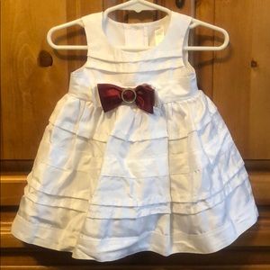 Cherokee 6M White dress